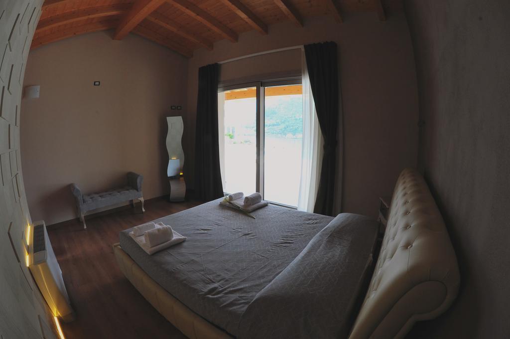 Agriturismo Le Fontane Sale Marasino Chambre photo